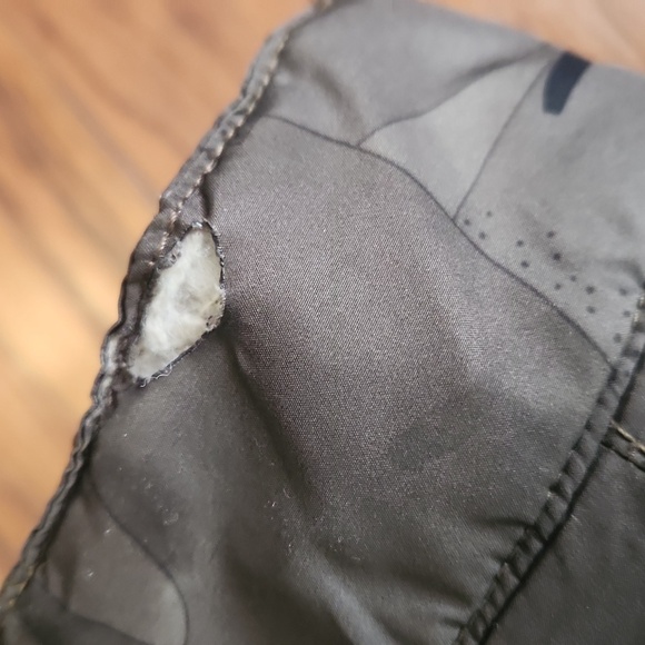 The North Face Green Camoflauge Zip Front Lightweight Mens Jacket - Picture 5 of 5